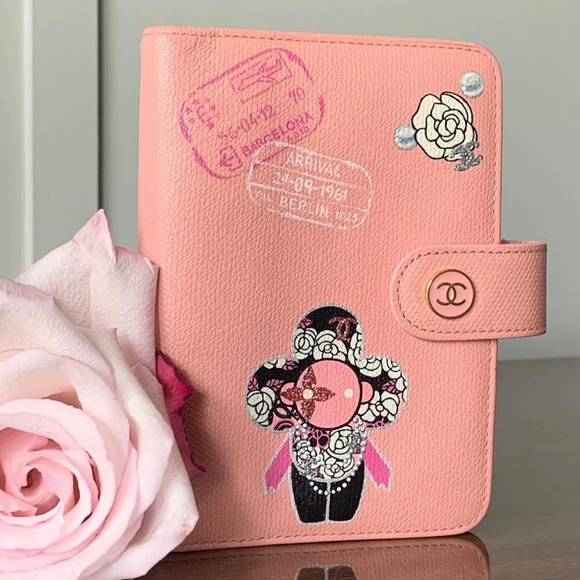 Follow me on IG @lvoechic - Picture 10 of 16